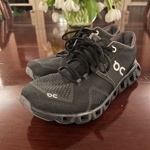 ON Cloud X women’s sneakers